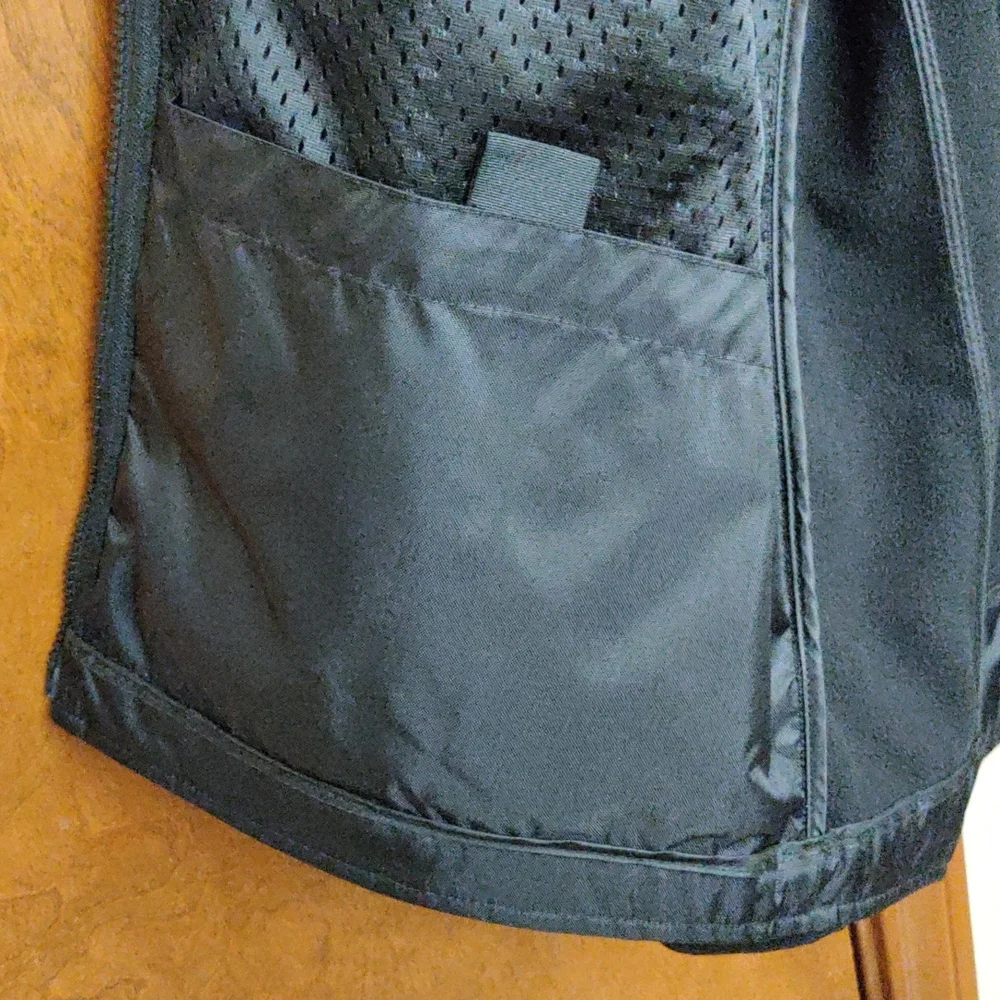 🦋FirstGear Softshell Jacket - Picture 10 of 13